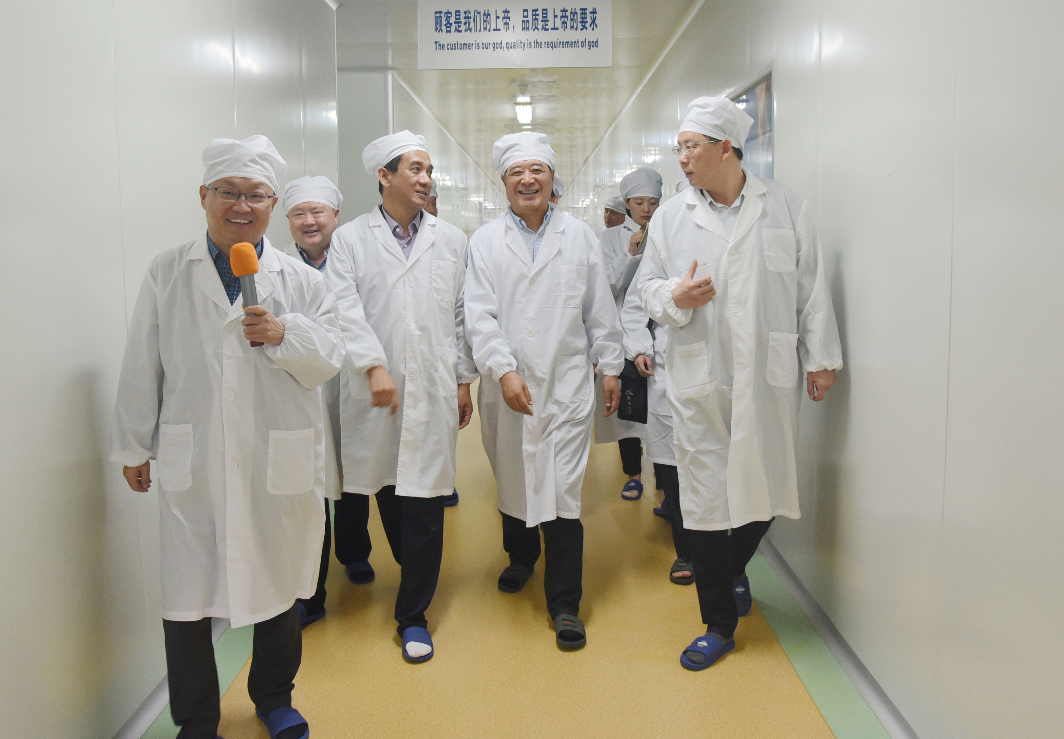 av性爱无码在线热播 滁州大学党委书记陈润一行来安徽天康集团调研。